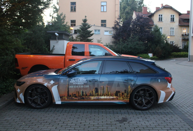 Audi RS6 Avant C8