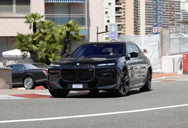 BMW M760e xDrive