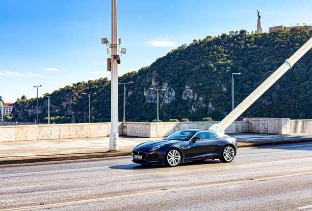 Jaguar F-TYPE S Coupé