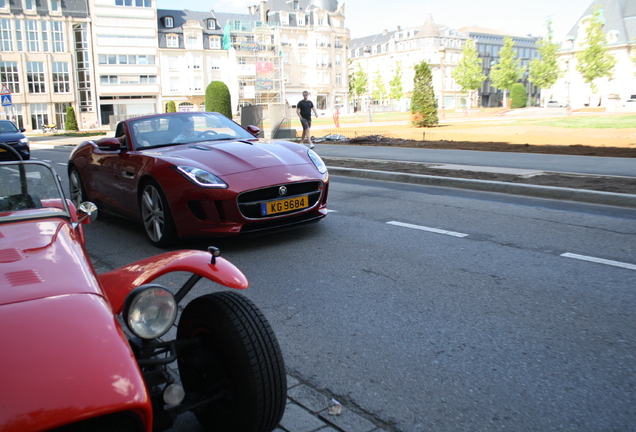Jaguar F-TYPE S V8 Convertible