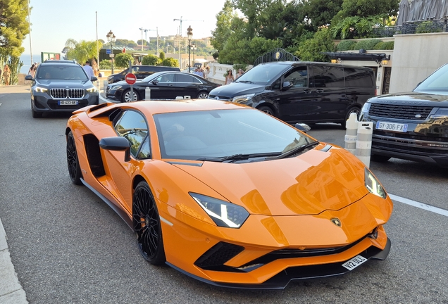 Lamborghini Aventador S LP740-4