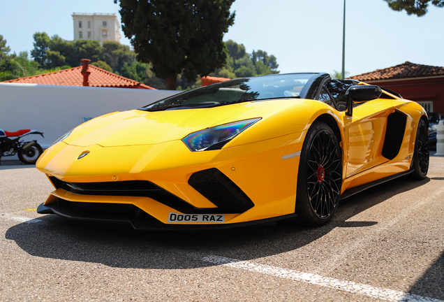 Lamborghini Aventador S LP740-4 Roadster