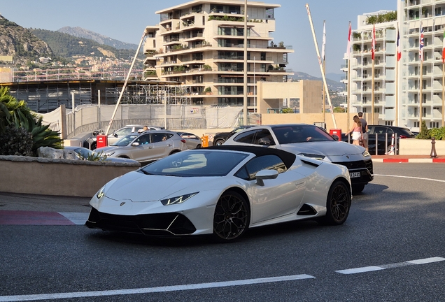 Lamborghini Huracán LP640-4 EVO Spyder