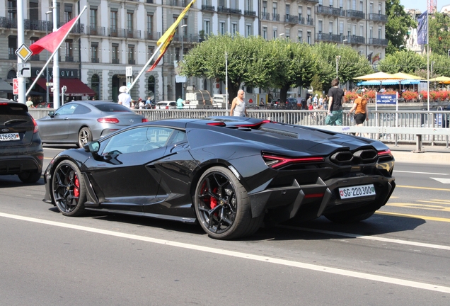 Lamborghini Revuelto