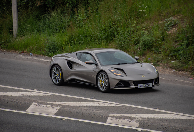 Lotus Emira