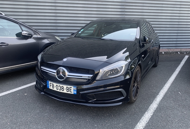 Mercedes-Benz A 45 AMG