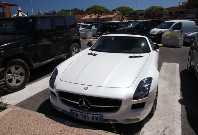 Mercedes-Benz SLS AMG GT Roadster