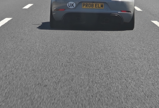 Porsche 718 Cayman GT4