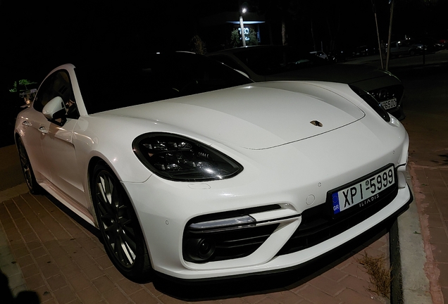 Porsche 971 Panamera Turbo S E-Hybrid