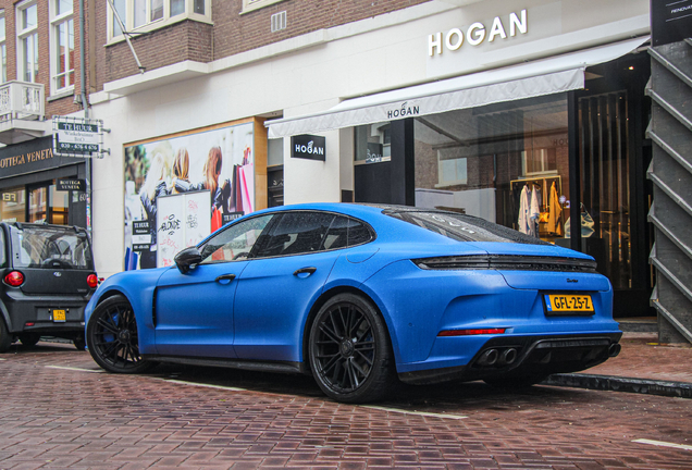 Porsche 972 Panamera Turbo E-Hybrid