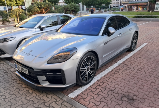 Porsche 972 Panamera Turbo E-Hybrid