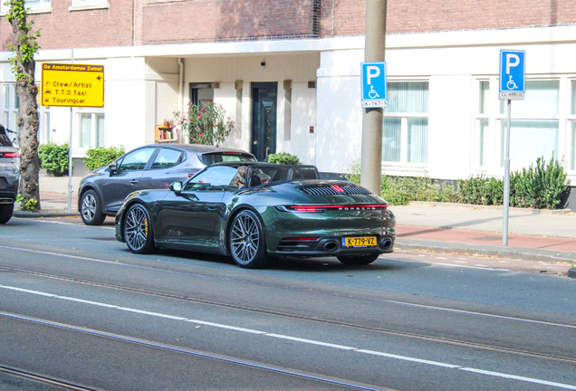 Porsche 992 Carrera 4S Cabriolet