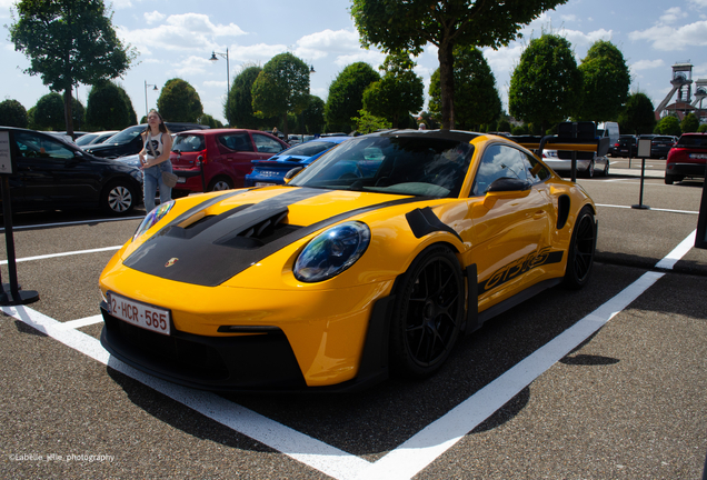 Porsche 992 GT3 RS Weissach Package