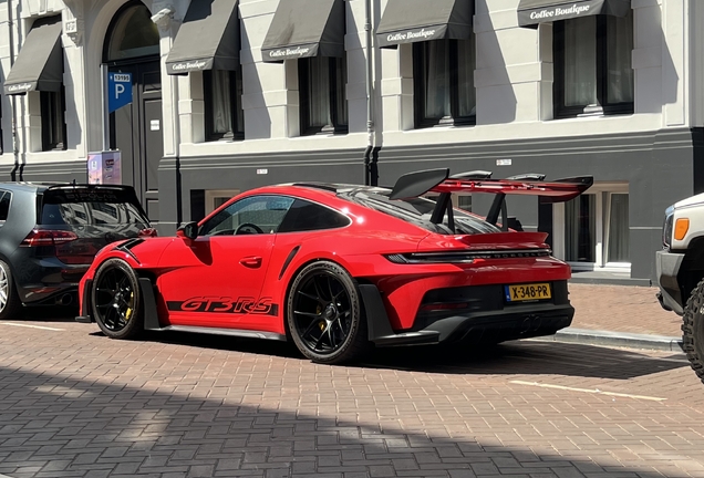 Porsche 992 GT3 RS Weissach Package