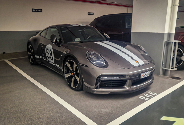 Porsche 992 Sport Classic