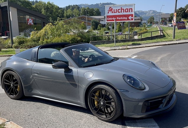 Porsche 992 Targa 4 GTS
