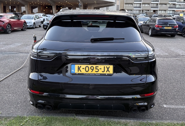 Porsche 9YA Cayenne GTS MkI