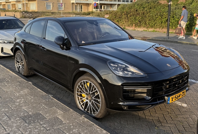 Porsche Cayenne Coupé Turbo S E-Hybrid