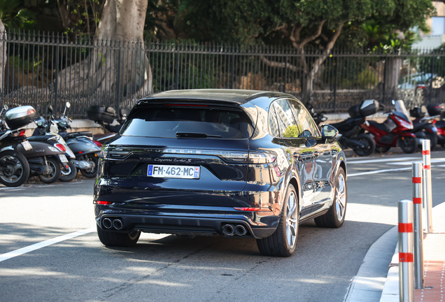 Porsche Cayenne Turbo S E-Hybrid