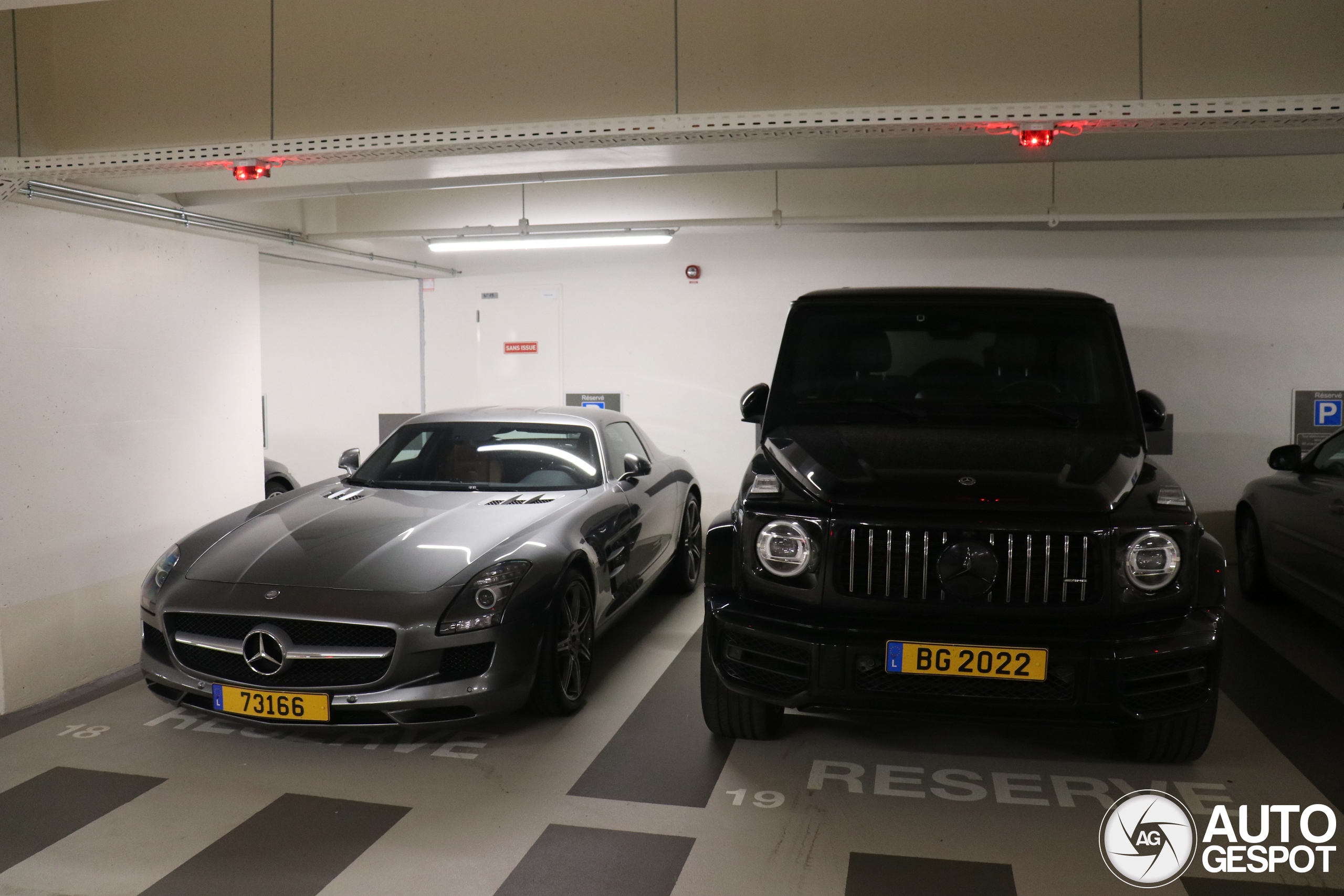 Mercedes-Benz SLS AMG