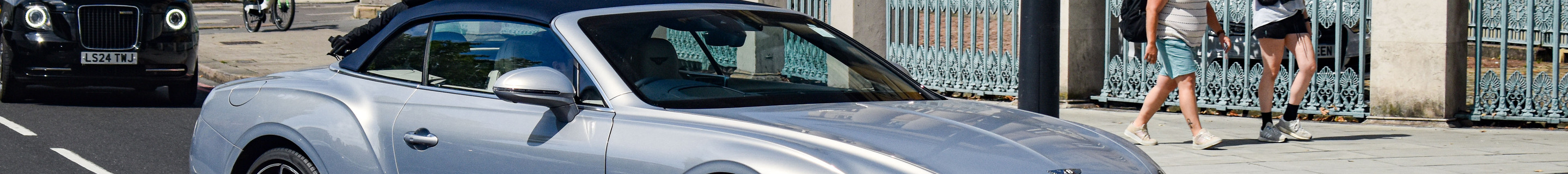 Bentley Continental GTC 2019