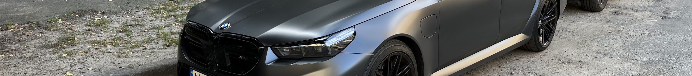 BMW M5 G90