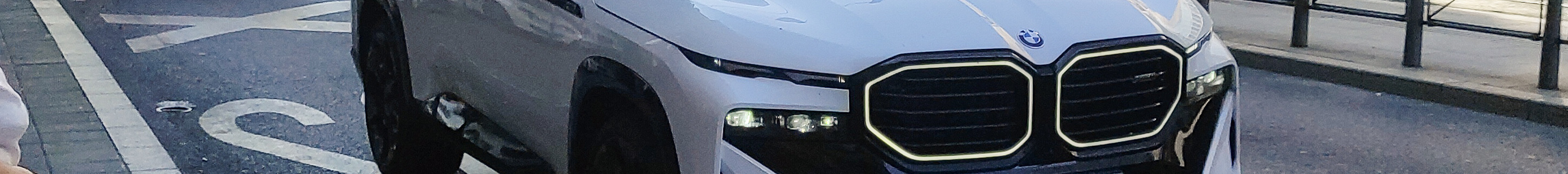 BMW XM G09
