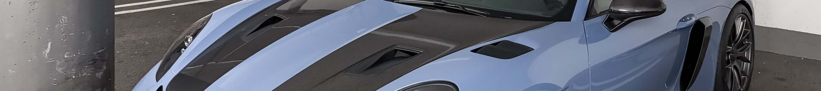 Porsche 718 Cayman GT4 RS Weissach Package