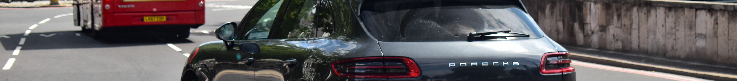 Porsche 95B Macan Turbo MkI