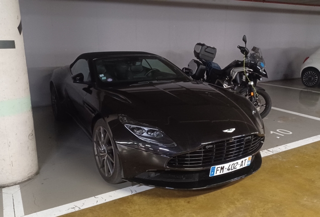 Aston Martin DB11 V8 Volante