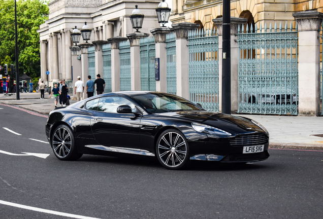 Aston Martin DB9 2015 Carbon Black Edition