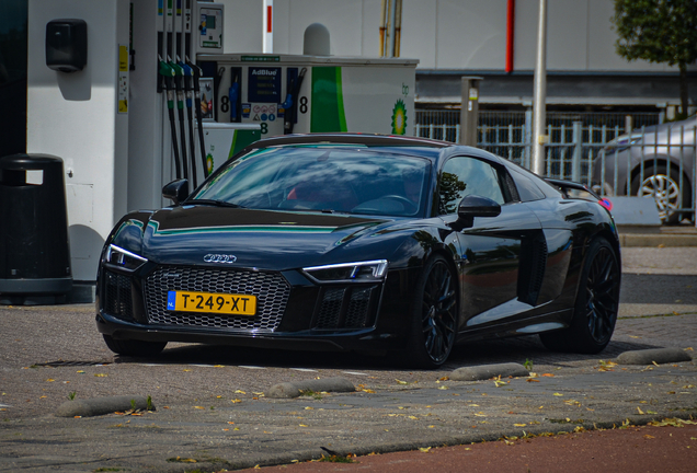 Audi R8 V10 Plus 2015