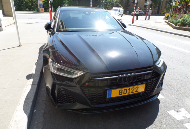 Audi RS6 Avant C8