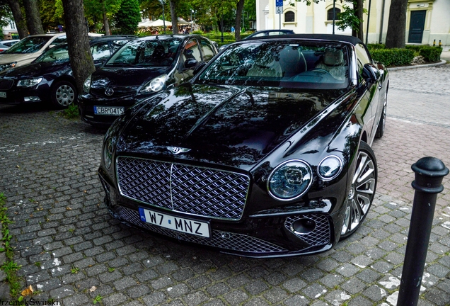 Bentley Continental GTC V8 2020 Mulliner