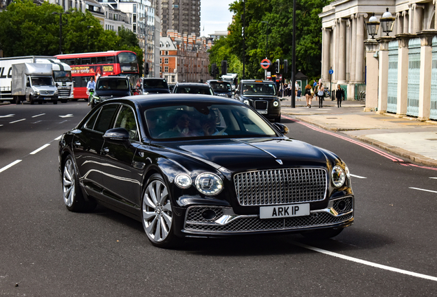 Bentley Flying Spur V8 2021