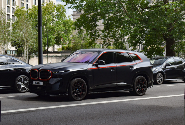 BMW XM G09 Label Red