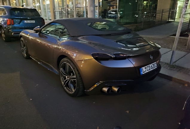 Ferrari Roma Spider