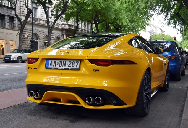 Jaguar F-TYPE R Coupé 2020