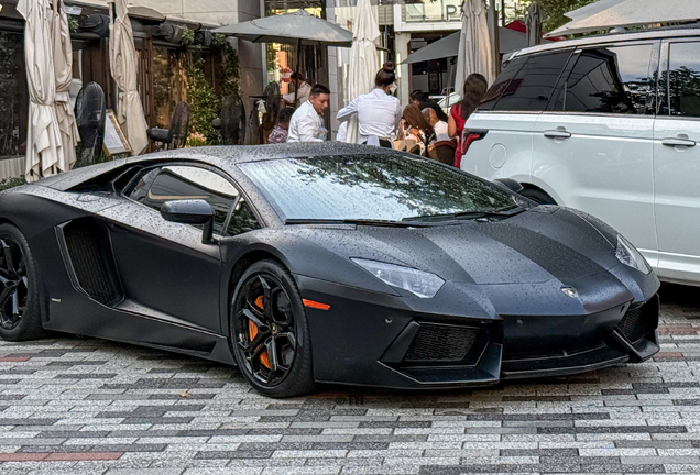 Lamborghini Aventador LP700-4