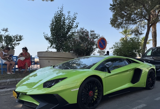 Lamborghini Aventador LP750-4 SuperVeloce