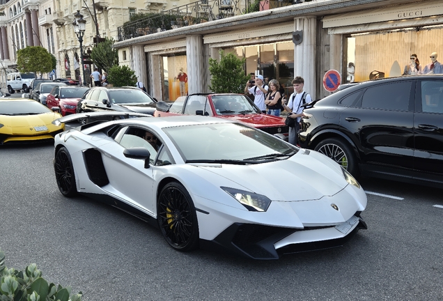 Lamborghini Aventador LP750-4 SuperVeloce