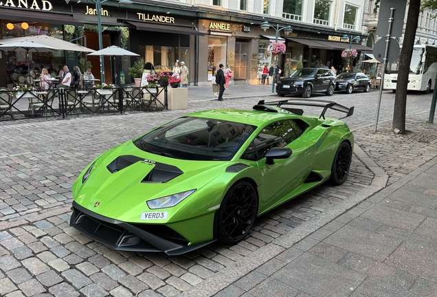 Lamborghini Huracán LP640-2 STO