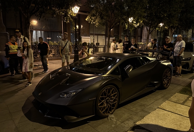 Lamborghini Huracán LP640-2 STO