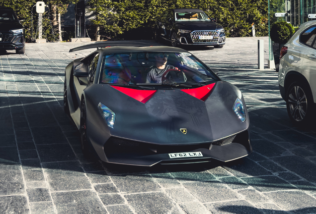 Lamborghini Sesto Elemento Lanzante