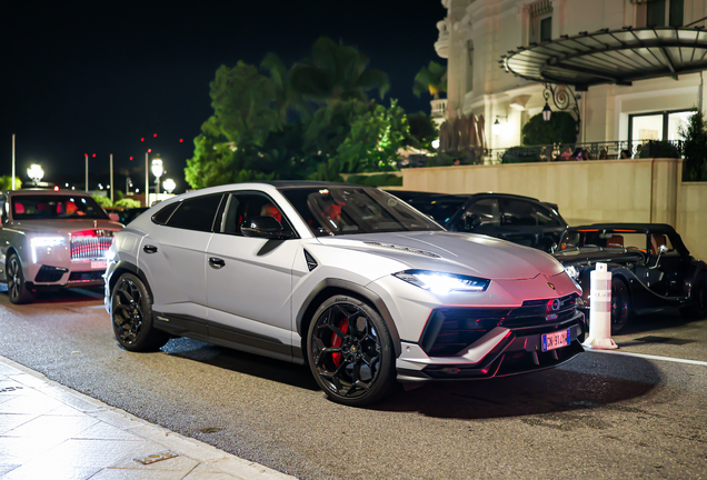 Lamborghini Urus Performante