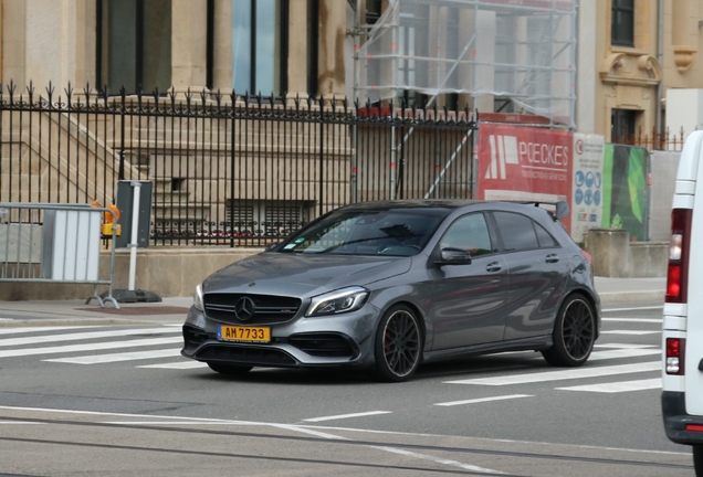 Mercedes-AMG A 45 W176 2015