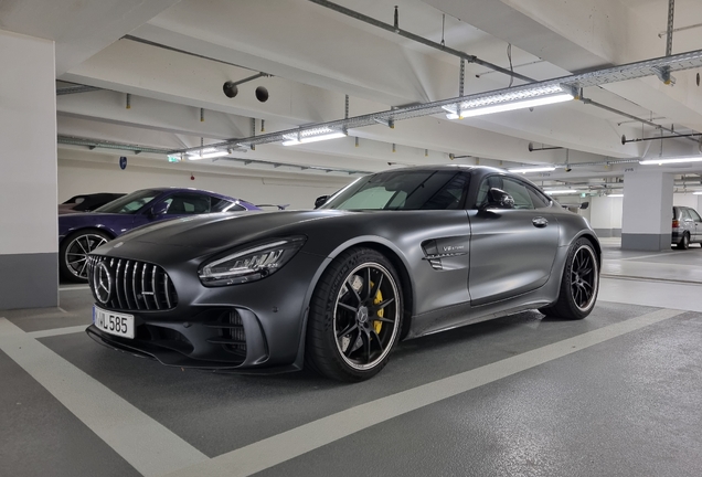 Mercedes-AMG GT R C190 2019