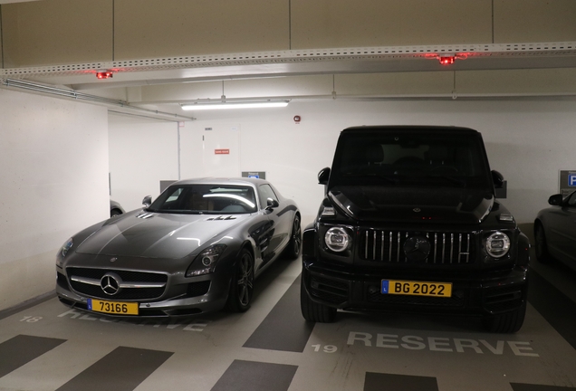 Mercedes-Benz SLS AMG
