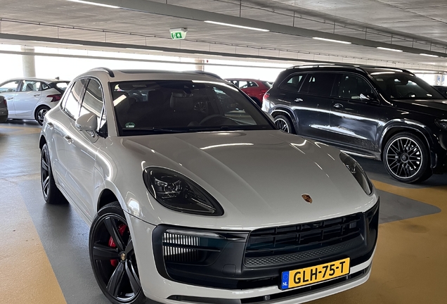 Porsche 95B Macan GTS MkIII