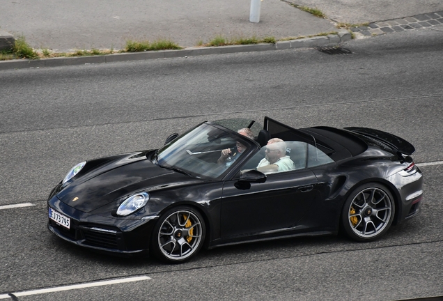 Porsche 992 Turbo S Cabriolet